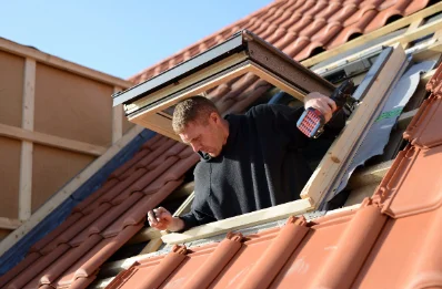 Pose de fenêtres de toit Velux à Coise